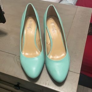 Teal heels